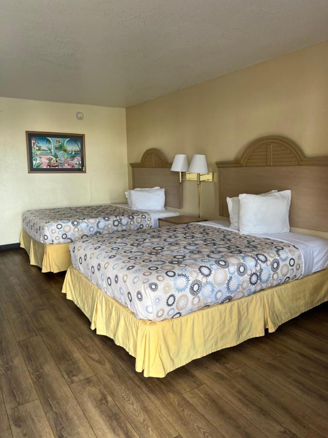 Hole Inn The Wall Hotel - Fort Walton Beach - Sunset Plaza - Nearby Beaches & Hurlburt Eksteriør billede